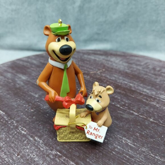 Yogi Bear & Boo Boo Christmas Ornament By Hanna-Barbera  Collectible Figurine Wi - Picture 1 of 8